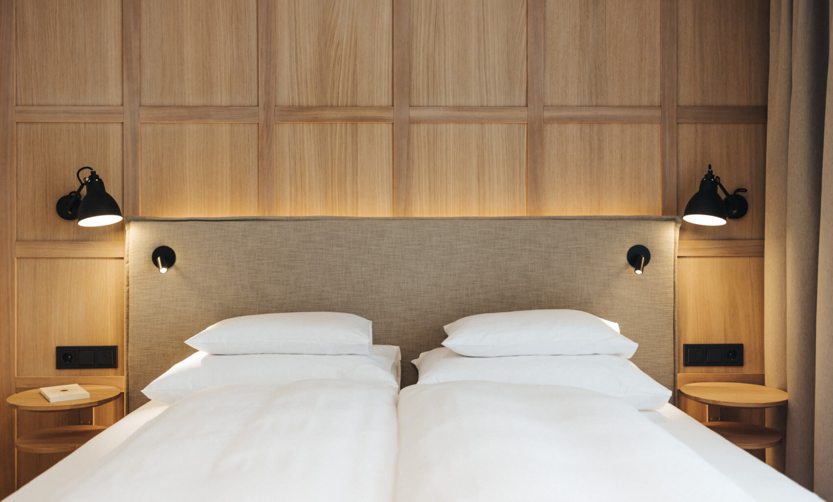 Hotel Schneider Obertauern - Doppelzimmer Sternenhimmel - Zuparino (1)