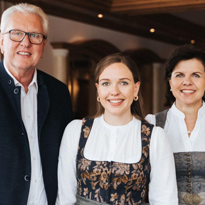 Værtsfamilien Schneider skaber personlig gæstfrihed på Hotel Schneider i Obertauern