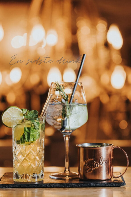 Cocktails i stemningsfulde omgivelser på Hotel Schneider i Obertauern